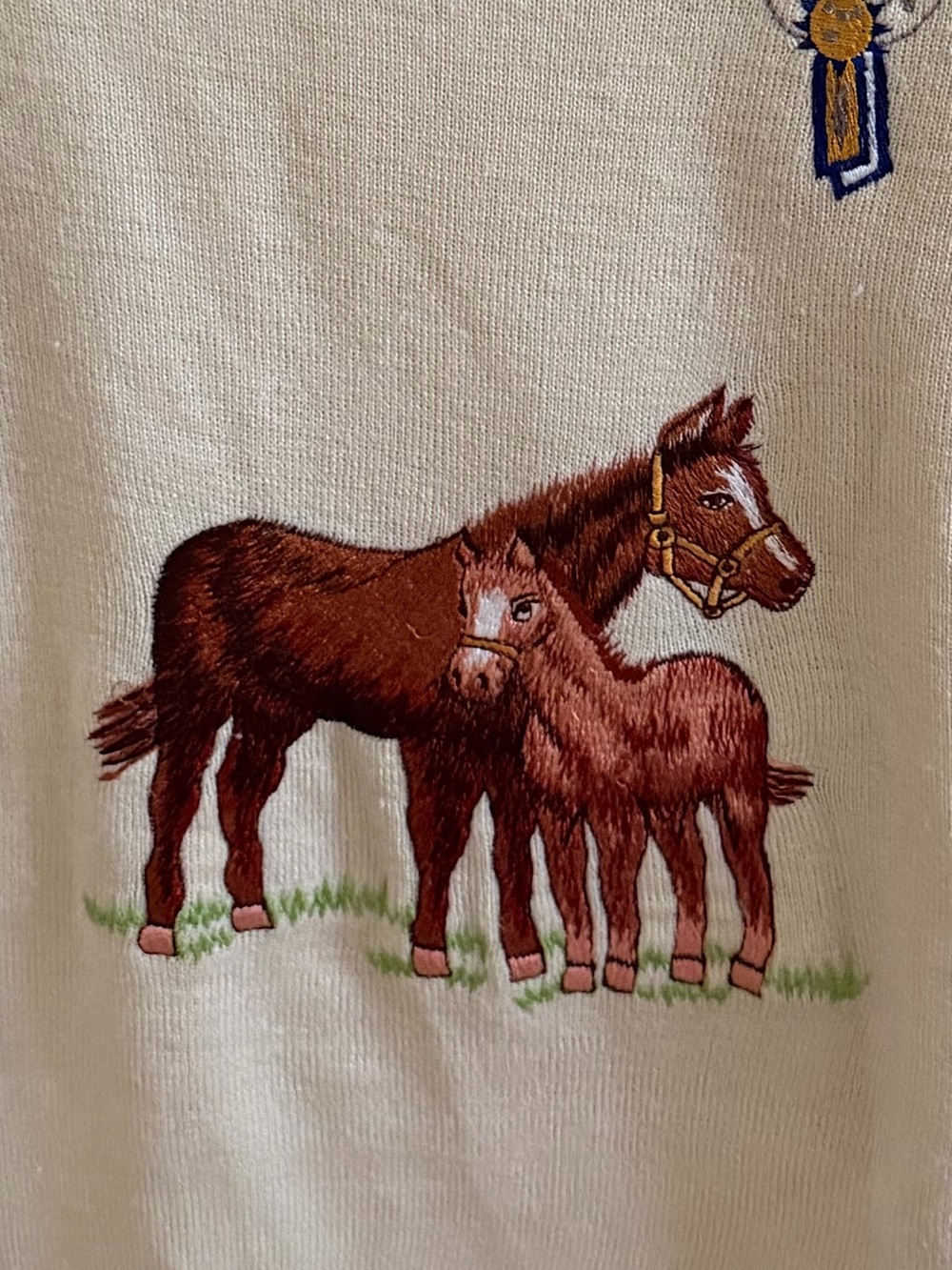 Vintage Cream Embroidered Horse Crewneck Sweater - Picture 4 of 4
